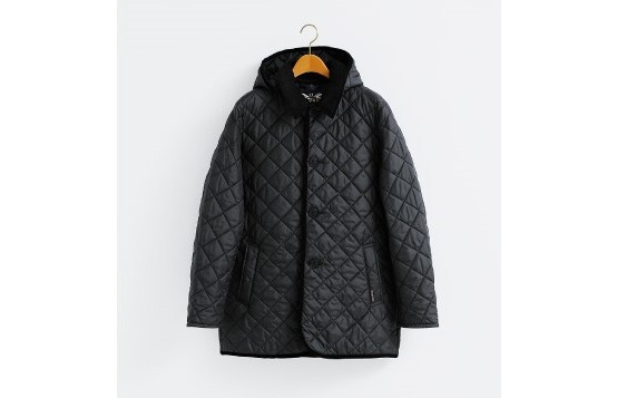 ラベンハムの黒のキルティングジャケット