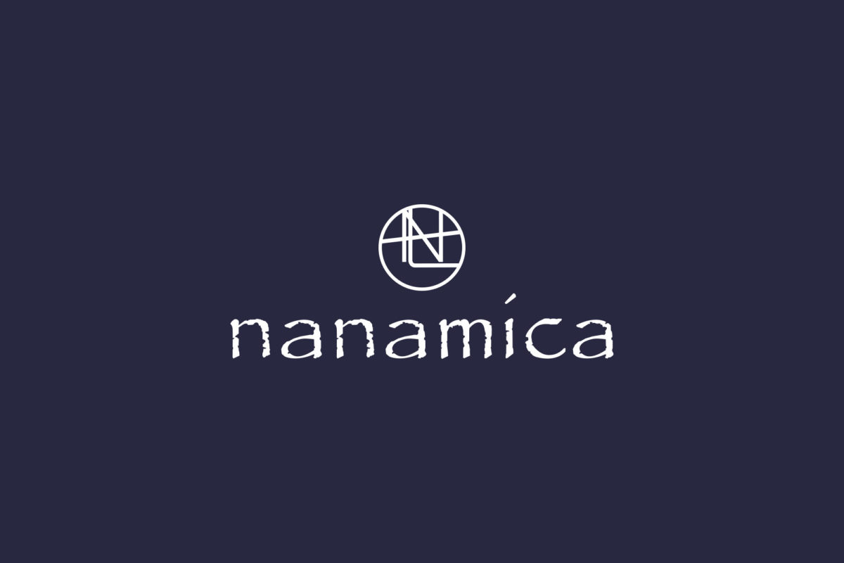 ナナミカのブランドロゴ